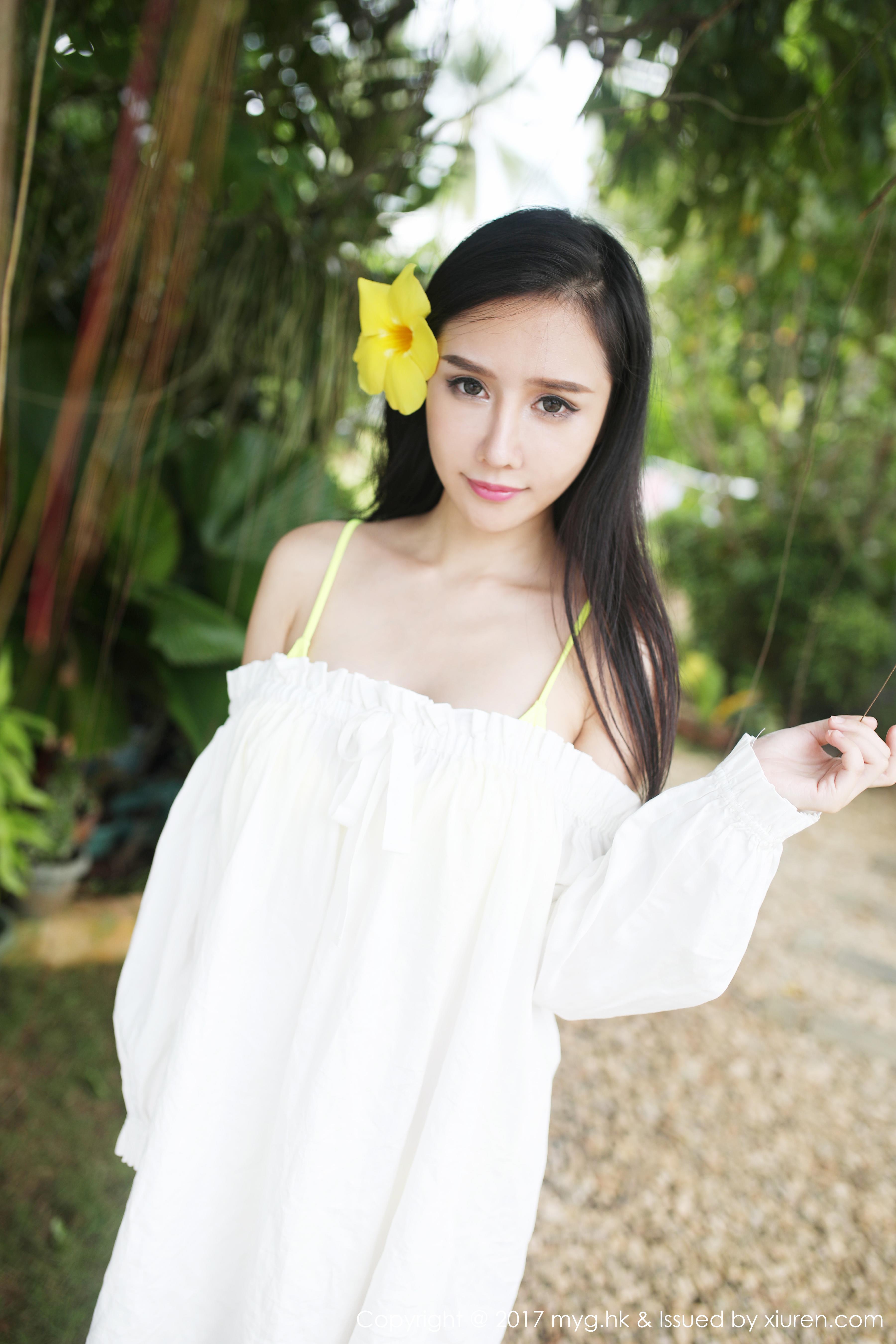 [MyGirl美媛馆]MYG20170830VOL0260 于大乔 白色连衣裙加黄色比基尼泳装性感私房写真集-看套图