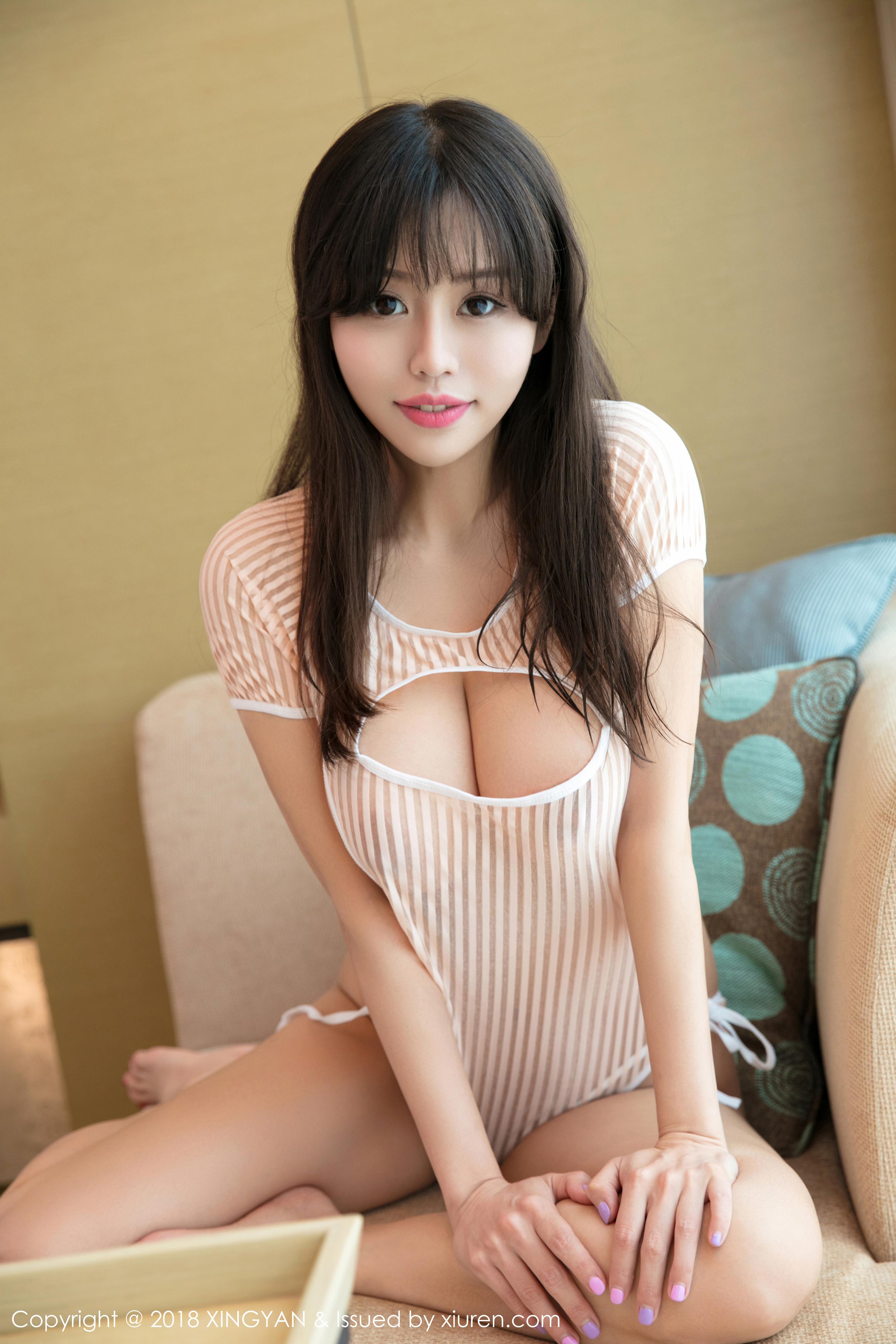 [XINGYAN星颜社]XYS20180802VOL0077 唐思琪 粉色透视情趣连体衣与黄色比基尼泳装性感私房写真集-看套图