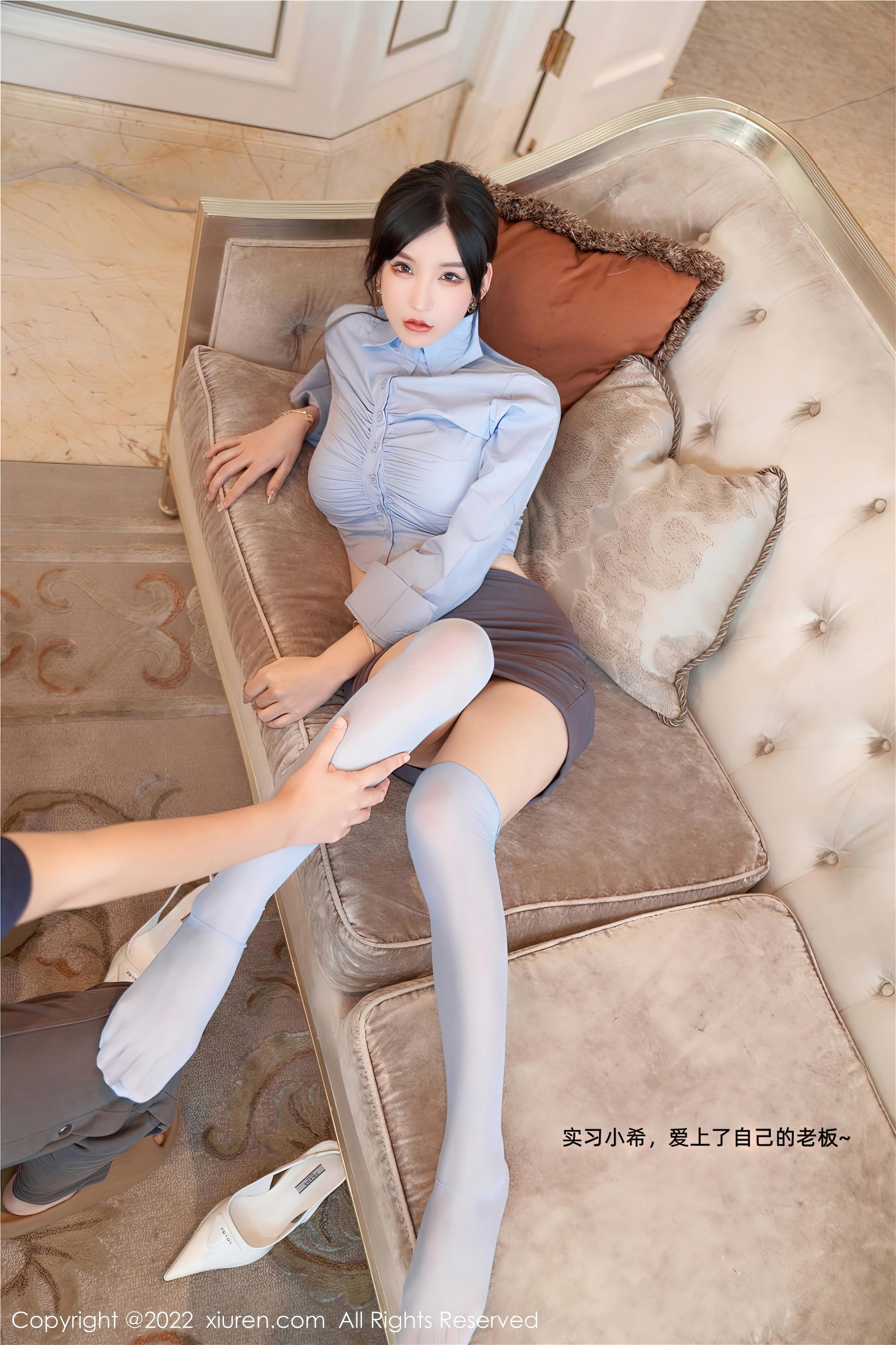 [XiuRen秀人网]2022.11.04 NO.5812 周于希Sally 紧身透视OL制服加丝袜美腿性感私房写真集Xiuren秀人写真高清美女套图写真下载-看套图看套图