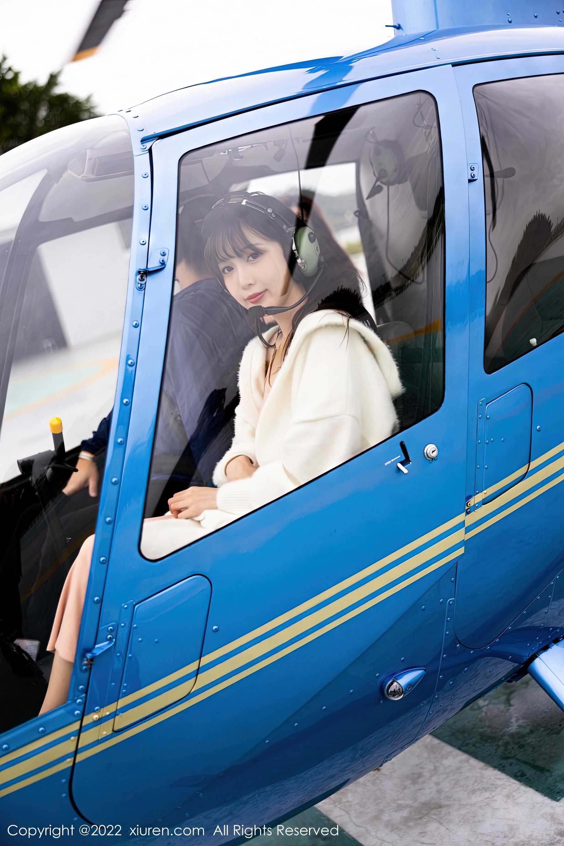 [XiuRen秀人网]2022.12.27 NO.6052 林星阑 粉色吊带连衣裙加肉丝美腿与白色浴袍性感私房写真集Xiuren秀人写真高清美女套图写真下载-看套图看套图