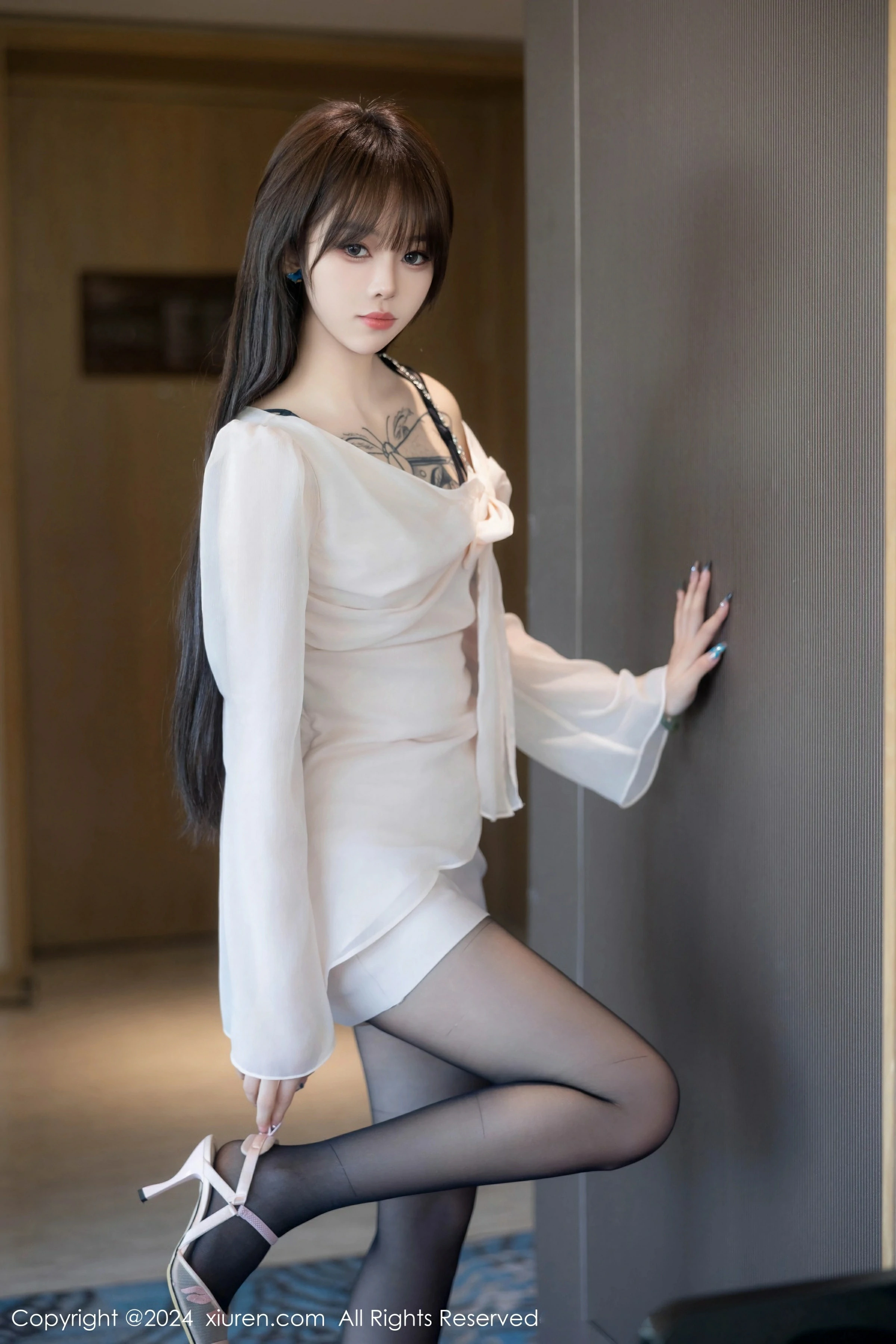 [XiuRen秀人网] 2024.05.24 No.8591 奶瓶.Xiuren秀人写真高清美女套图写真下载-看套图最新发布论坛Xiuren秀人写真高清美女套图写真下载-看套图免费套图Xiuren秀人写真高清美女套图写真下载-看套图看套图