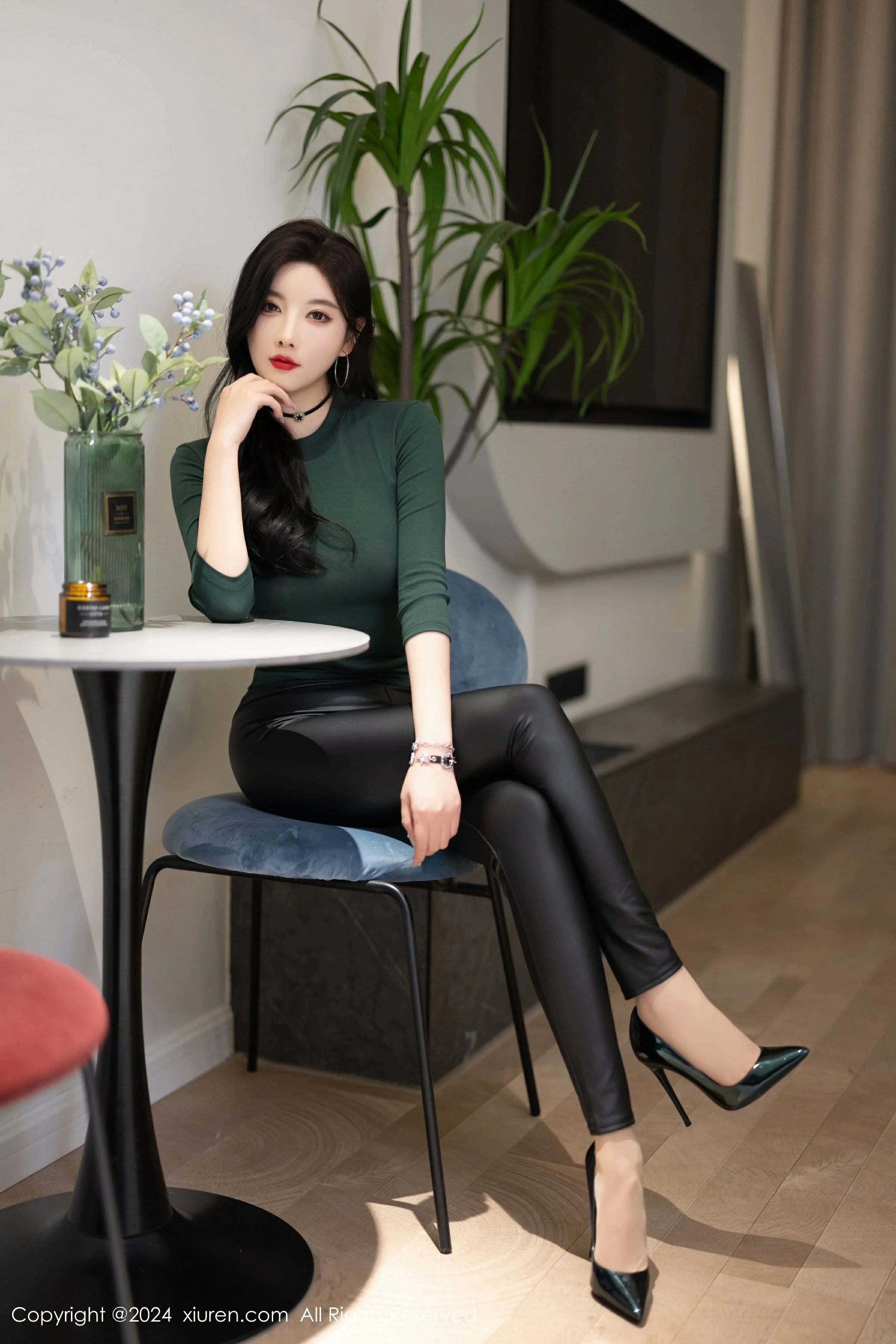 [XiuRen秀人网] 2024.06.14 No.8707 杨晨晨YomeXiuren秀人写真高清美女套图写真下载-看套图最新发布论坛Xiuren秀人写真高清美女套图写真下载-看套图免费套图Xiuren秀人写真高清美女套图写真下载-看套图看套图