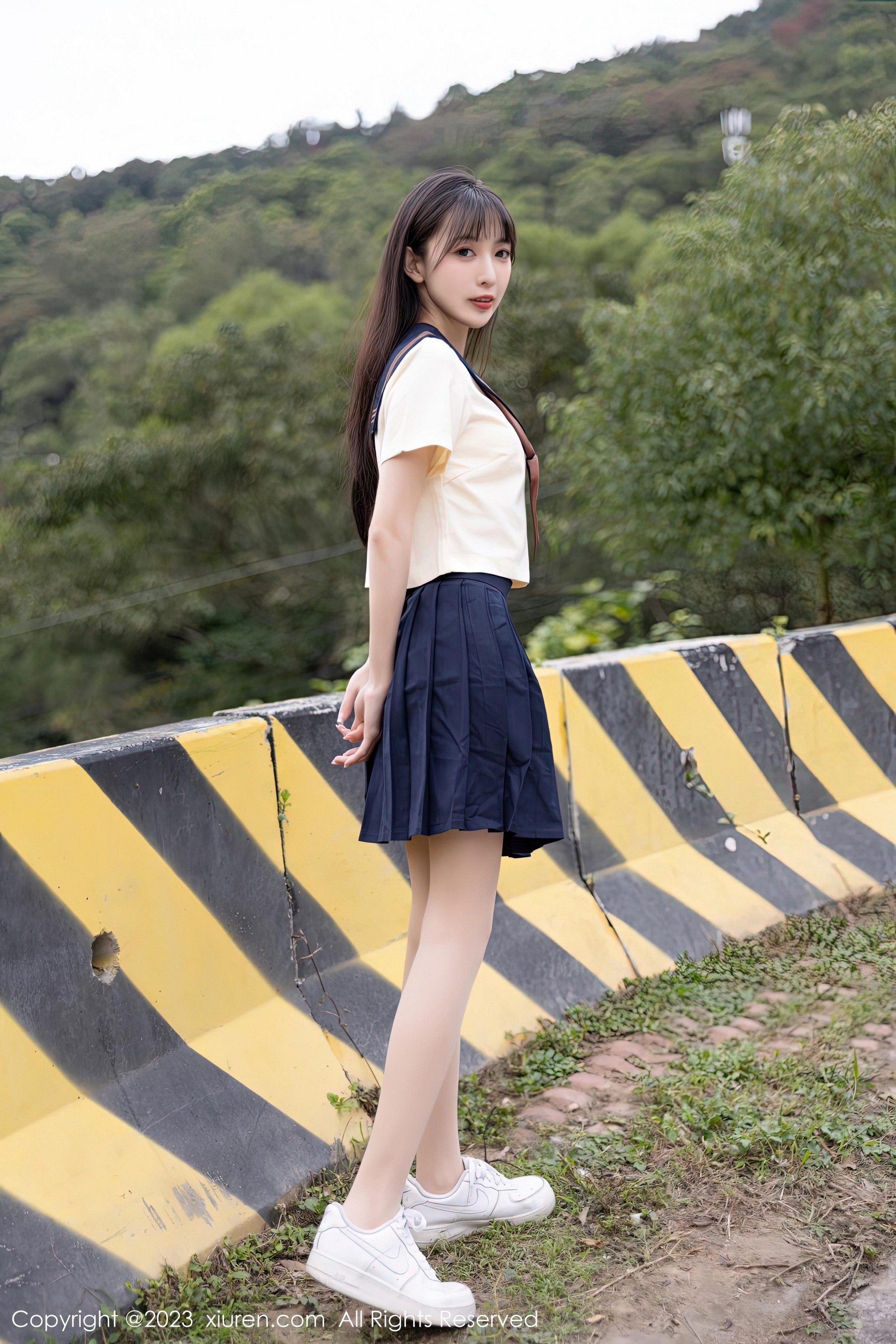 [XiuRen秀人网]2023.01.12 NO.6126 林星阑 JK水手制服与白色蕾丝内衣加肉丝美腿性感私房写真集Xiuren秀人写真高清美女套图写真下载-看套图看套图