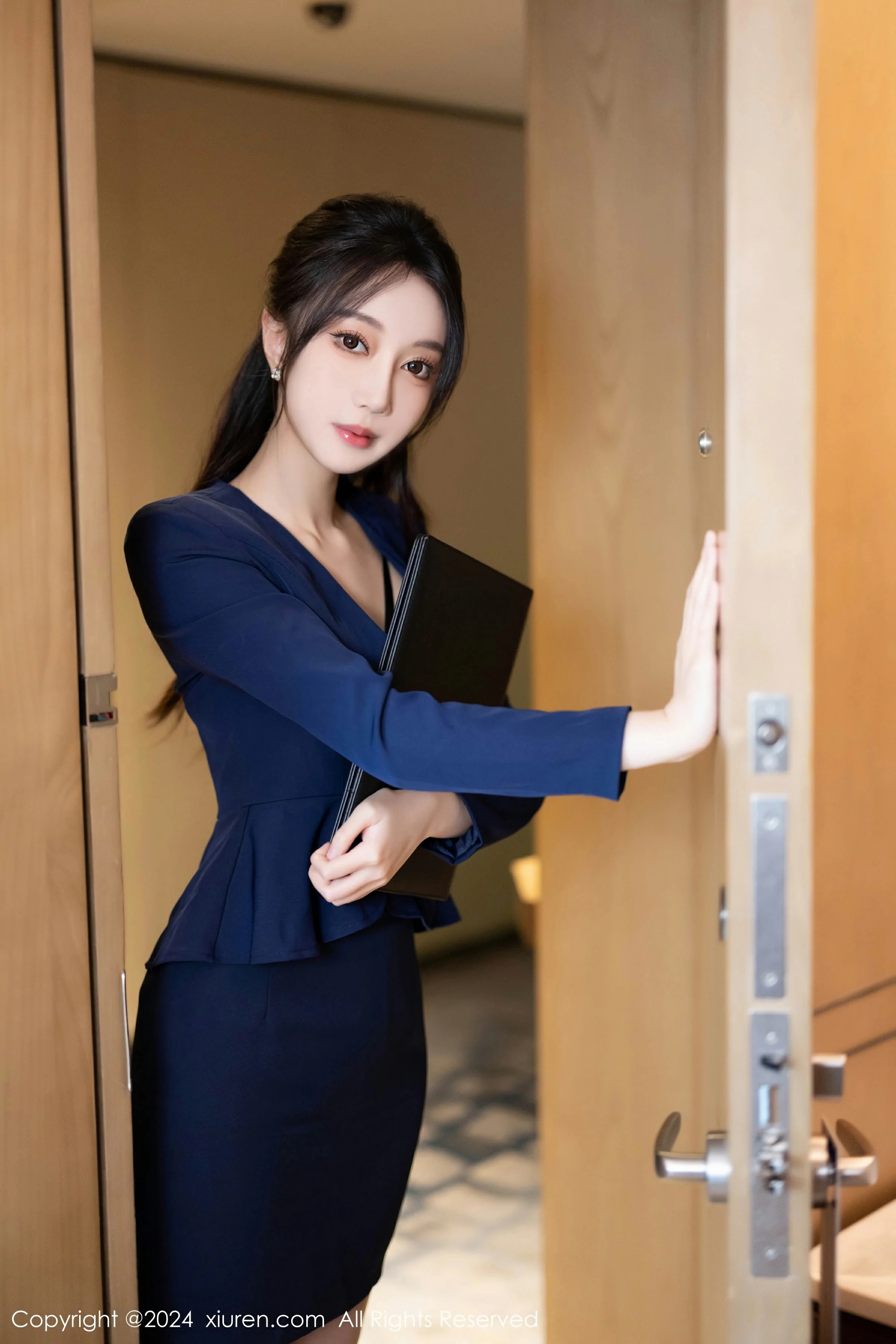 [XiuRen秀人网] 2024.06.07 No.8669 玥儿玥Xiuren秀人写真高清美女套图写真下载-看套图最新发布论坛Xiuren秀人写真高清美女套图写真下载-看套图免费套图Xiuren秀人写真高清美女套图写真下载-看套图看套图